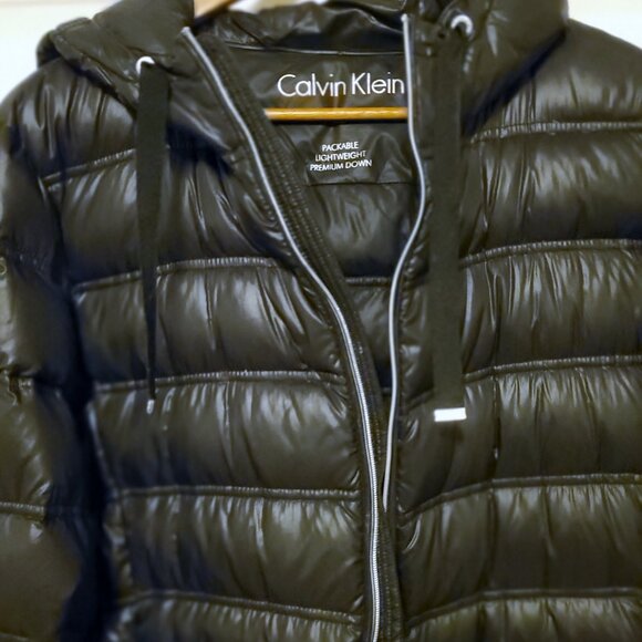 Calvin Klein Jacket Women's XL Packable Lightweight Premium Down Hooded Coat - Picture 8 of 11